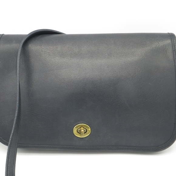 Coach Handbags - Vintage Coach Purse